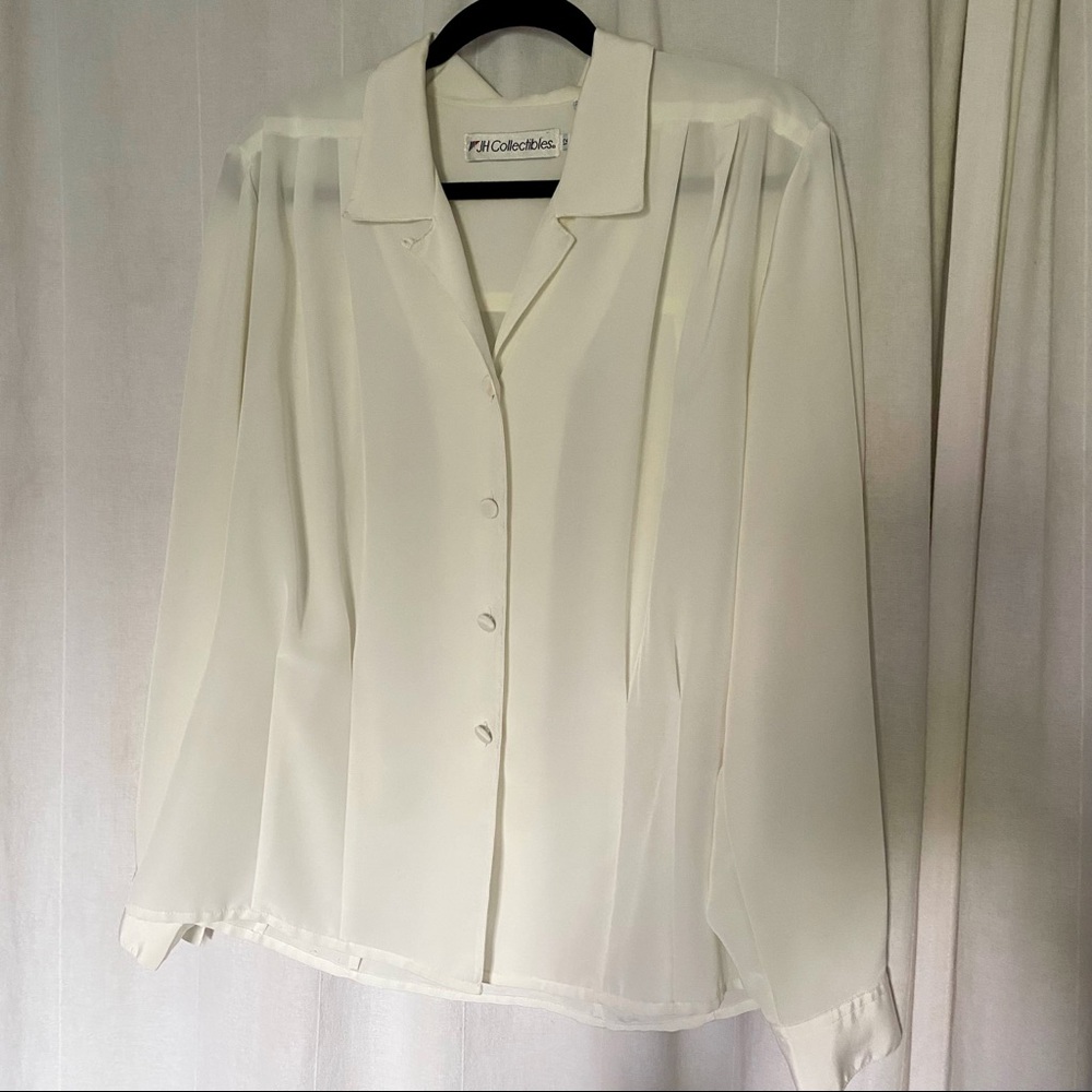 classy button down blouse - Picture 2 of 4
